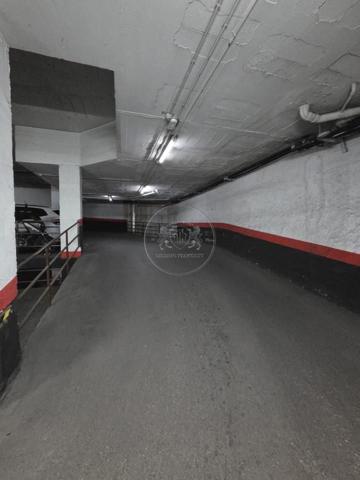 Plaza De Parking en venta en Madrid de 31 m2 photo 0