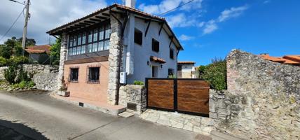 Villa En venta en Llanes photo 0