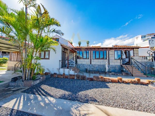 Villa En venta en Icod De Los Vinos photo 0