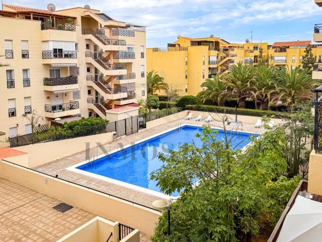 Piso En venta en Arona photo 0