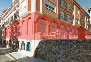 Local En venta en Benavente photo 0