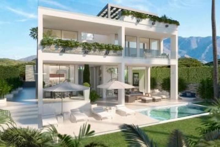 Casa En venta en Costa Del Sol, Estepona photo 0