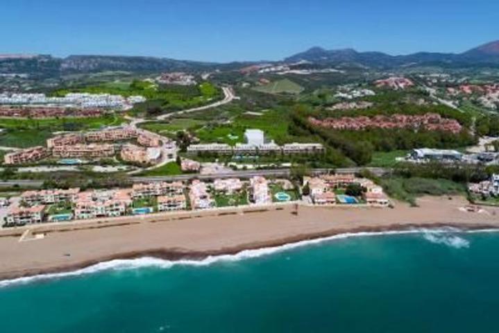 NUEVOS APARTAMENTOS y ÁTICOS EN VENTA CASARES PLAYA (MÁLAGA) photo 0