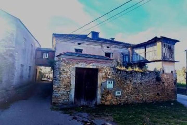 IMPRESIONANTE CASONA ASTURIANA EN CASTROPOL photo 0