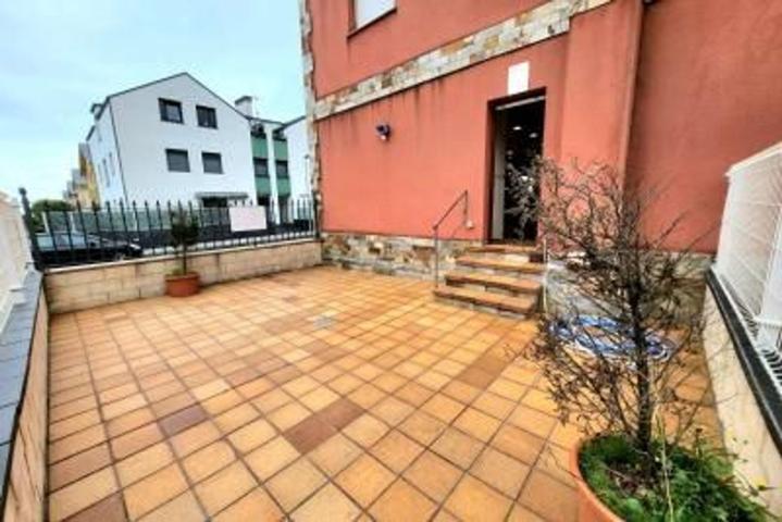 Gran piso en venta en Tapia de Casariego photo 0