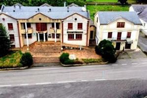 HOTEL Y CASA EN VENTA EN CARTAVIO (COAÑA) photo 0