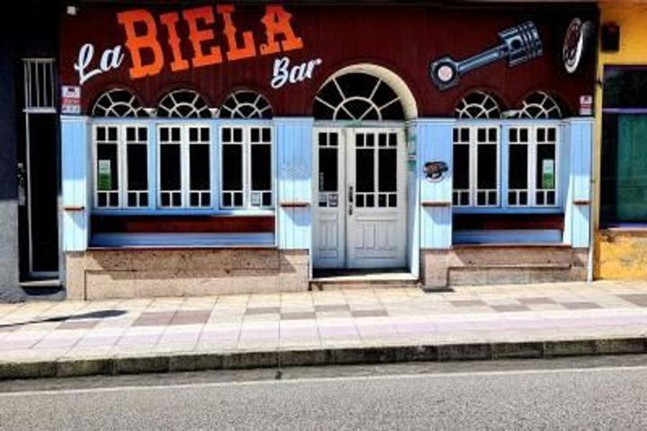 Local Comercial en Venta en Navia photo 0
