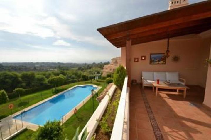 Ático de 3 dormitorios en Río Real, Marbella photo 0