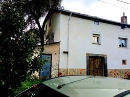 Encanto rural en el corazón de Asturias. Se vende Casa y fincas en Carrio (Villayón) photo 0