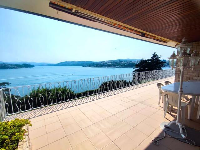 Maravillosa casa familiar cerca del mar con vistas panorámicas en Figueras Castropol Asturias photo 0