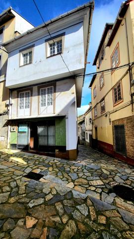 CASA CON ENCANTO EN PLENO CENTRO HISTORICO DE NAVIA photo 0