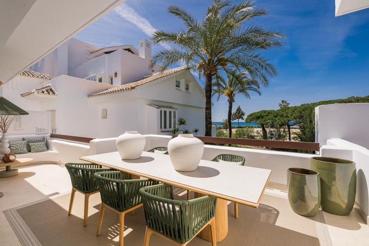 Apartamento de lujo en 1ª línea de mar en Palm Beach, Reserva de Los Monteros, Marbella photo 0
