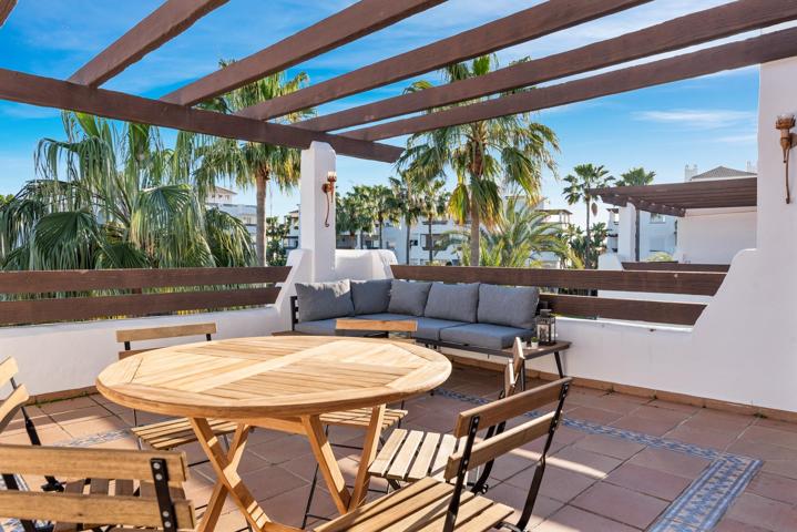Apartamento en Selwo Hills, Estepona photo 0