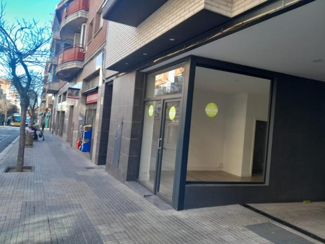Local En venta en Sant Boi De Llobregat photo 0