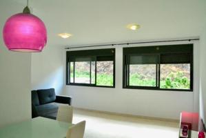 Estupendo piso en María Jiménez photo 0