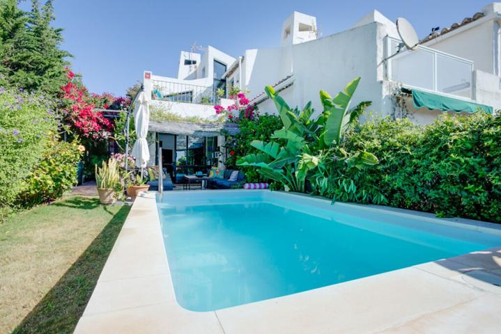 Casa de pueblo en Venta en Estepona Málaga photo 0