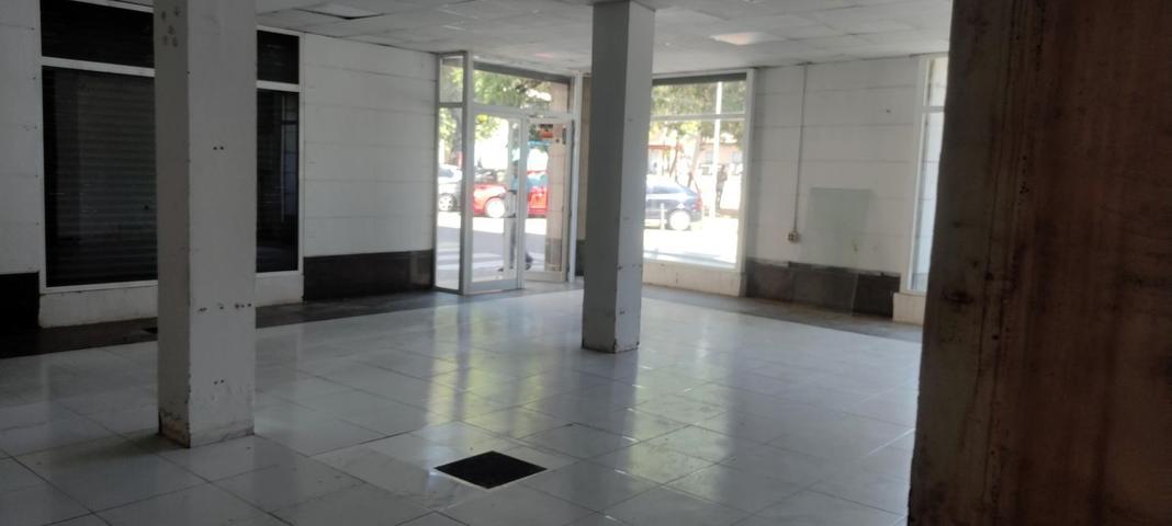Oficina En alquiler en Barriada Nova, Canovelles photo 0