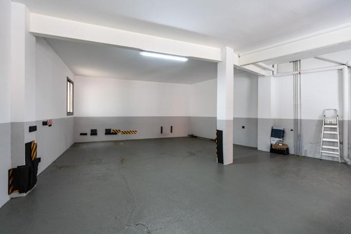 LOCAL COMERCIAL EN VENTA photo 0