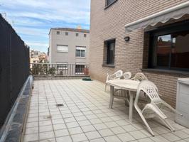 Piso Esquinero con Gran Terraza, Garaje y Trastero en Granollers photo 0