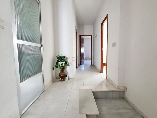 Novedad!! Casa a dos calles con garaje photo 0