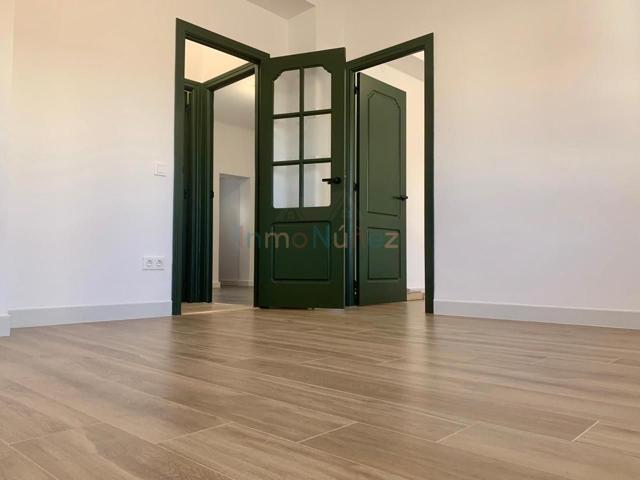 ¡OPORTUNIDAD ÚNICA! Piso 100% REFORMADO photo 0