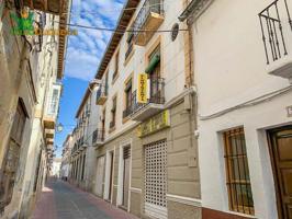 ¡¡HAZNOS TU OFERTA DE PRECIO!! Casa SEÑORIAL en ESQUINA a dos 2 calles en venta en Santa Fe photo 0