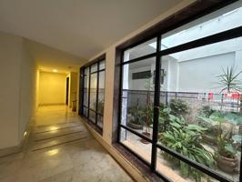 Magnifico piso soleado en Calle Pages del Corro photo 0