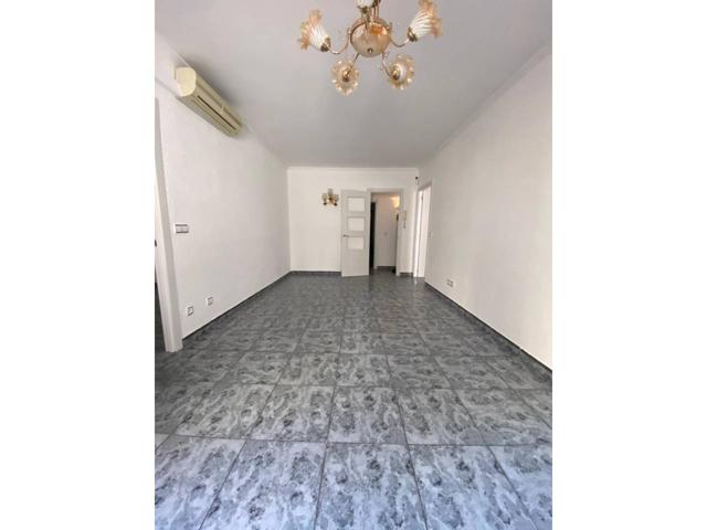 ¡Tu nuevo hogar te espera en la Calle Mossen Jacinto Verdaguer! 75 mtrs utiles 2ª real photo 0