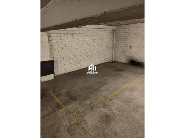 Parking Subterráneo En venta en Lleida photo 0
