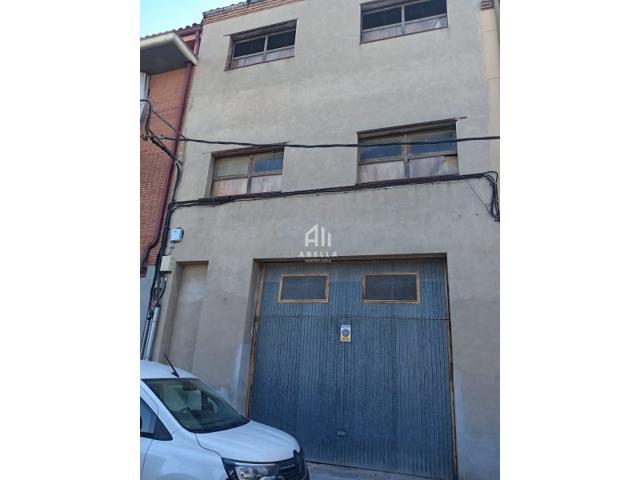 Casa En venta en Tàrrega photo 0