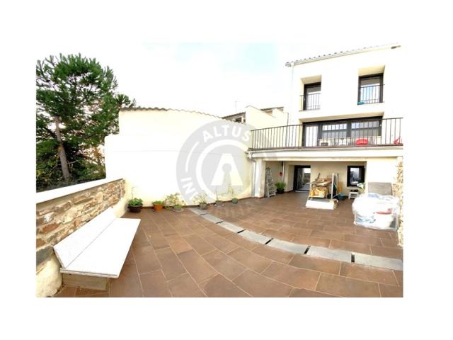 Casa En venta en Cáceres photo 0