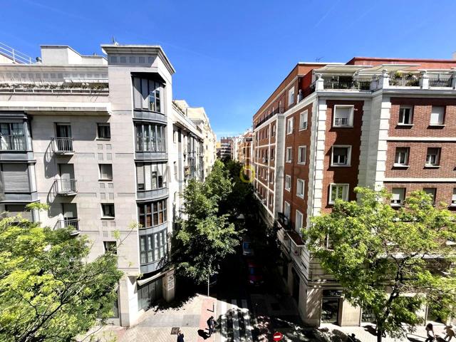 Piso en venta en Calle Alcalá, Goya, Madrid photo 0