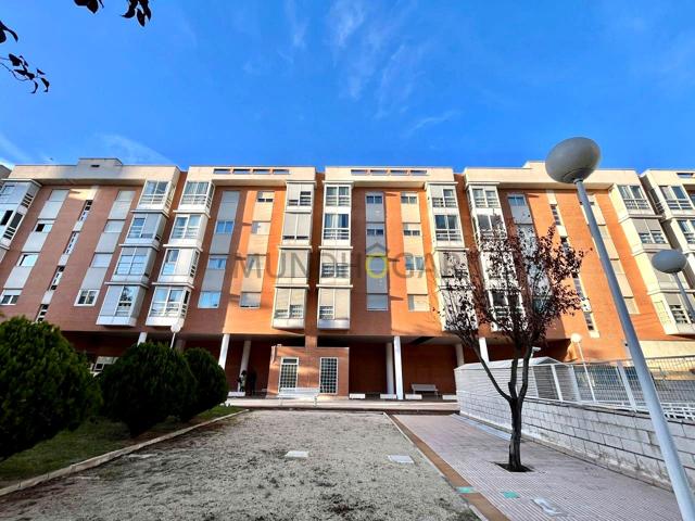 Piso en venta en Calle Alcalá photo 0