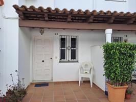 Casa-Chalet en Venta en Chiclana De La Frontera Cádiz photo 0