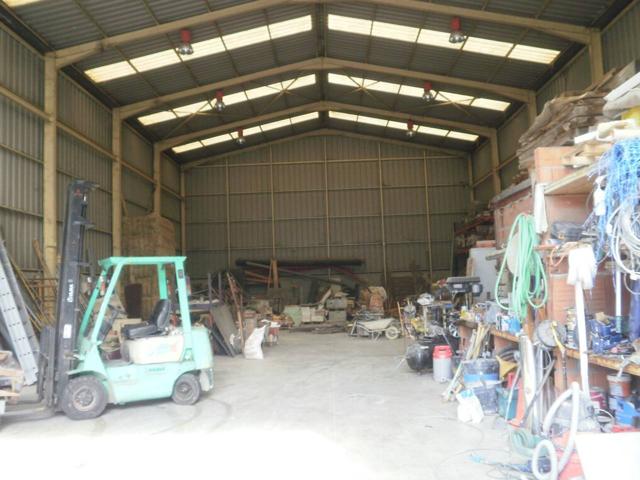 Nave comercial en venta en San Salvador photo 0