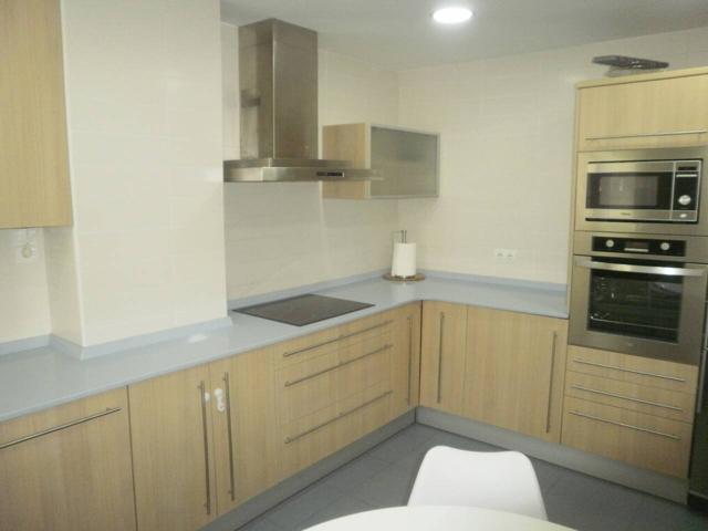 3 habitaciones,2 baños, ascensor photo 0