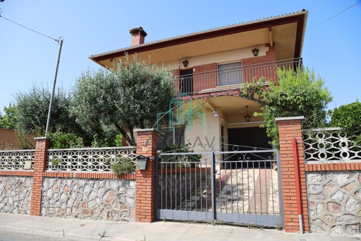 Casa-Chalet en Venta en Lliça D Amunt Barcelona photo 0