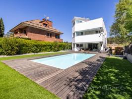 Piso En venta en Sant Cugat Del Vallès photo 0