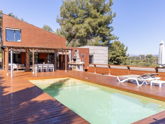 Villa En venta en Sant Cugat Del Vallès photo 0