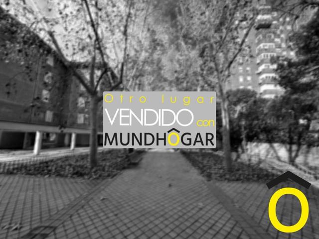 Piso en venta en calle de Hacienda de Pavones photo 0