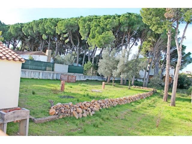 Terreno en venta en L'Escala photo 0