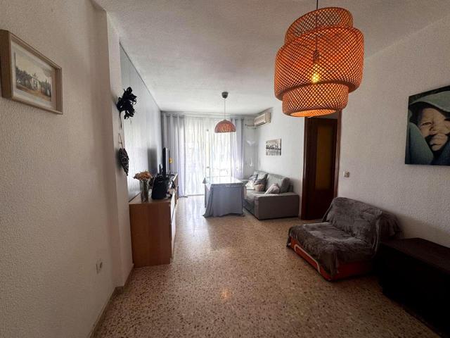 Piso en Montequinto photo 0