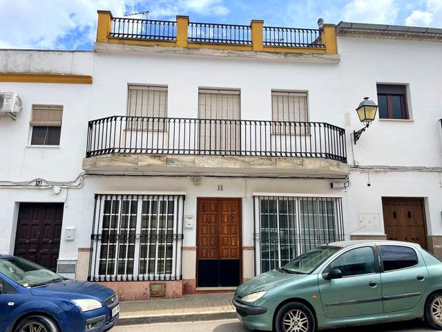 Casa en venta en Lantejuela photo 0
