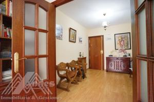 Piso En venta en Jaén photo 0