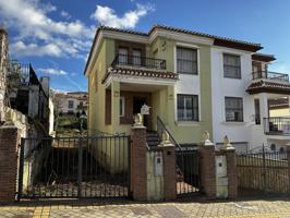 Venta de Chalet pareado en Jun, Oportunidad. photo 0