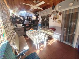 EXCLUSIVA CASA CON TERRAZA photo 0