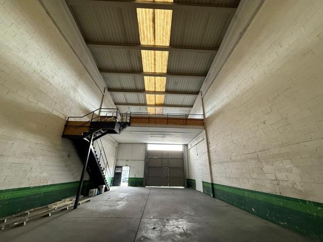 Almacén En venta en Vitoria-Gasteiz photo 0