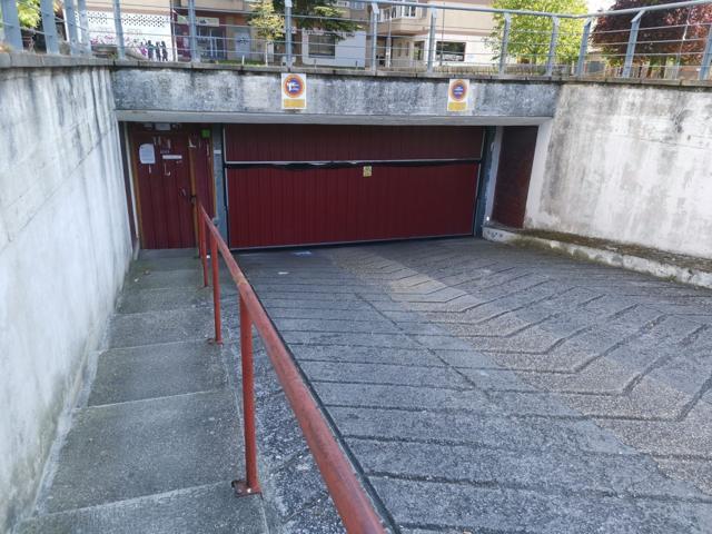 Parking En venta en Vitoria-Gasteiz photo 0