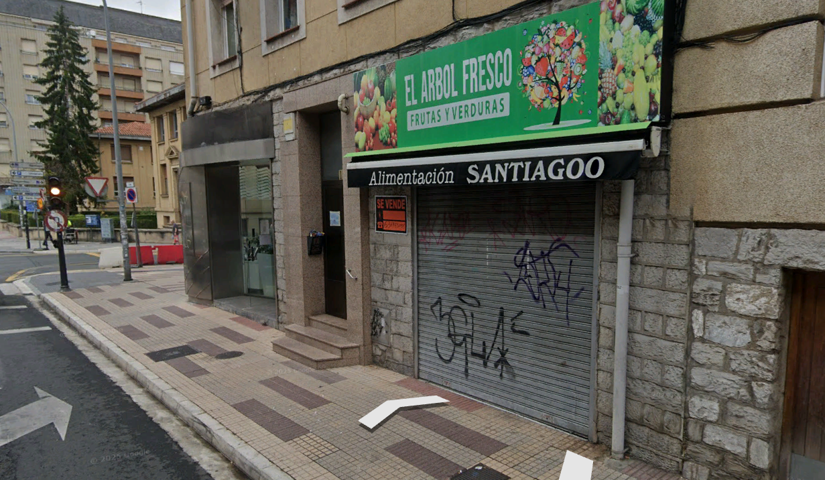 Local En venta en Vitoria-Gasteiz photo 0