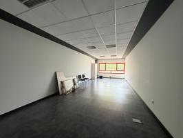 Oficina En alquiler en Vitoria-Gasteiz photo 0